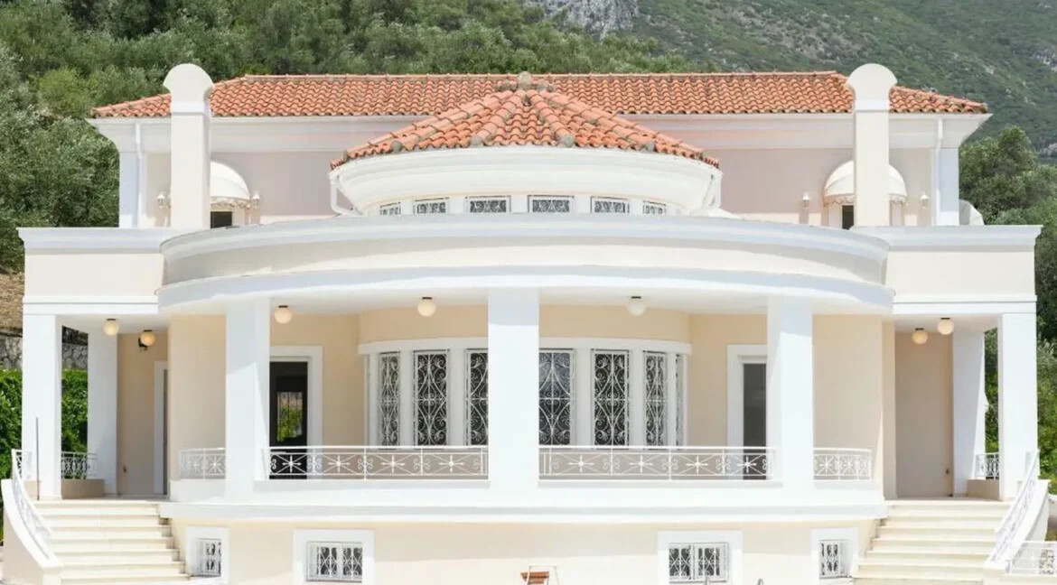 Villa with Big Land Plot for Sale at Corfu Greece 14