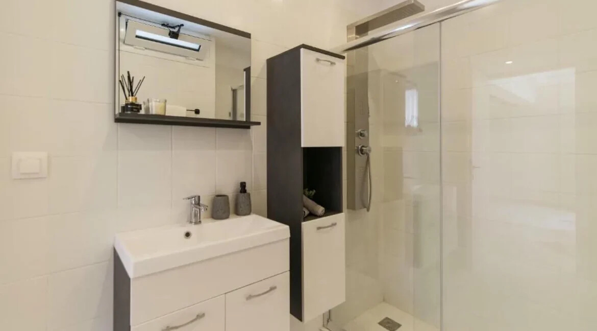 Villa with Big Land Plot for Sale at Corfu Greece 23