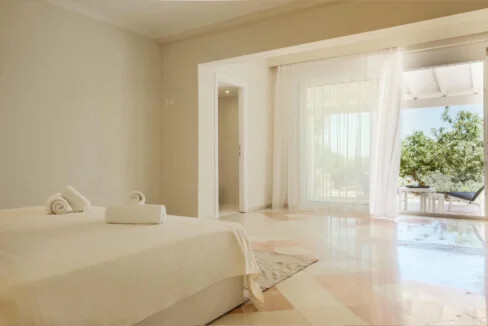 Villa with Big Land Plot for Sale at Corfu Greece 40