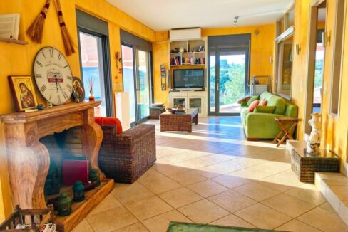 Waterfront villa with marina in Ionio Greece 3