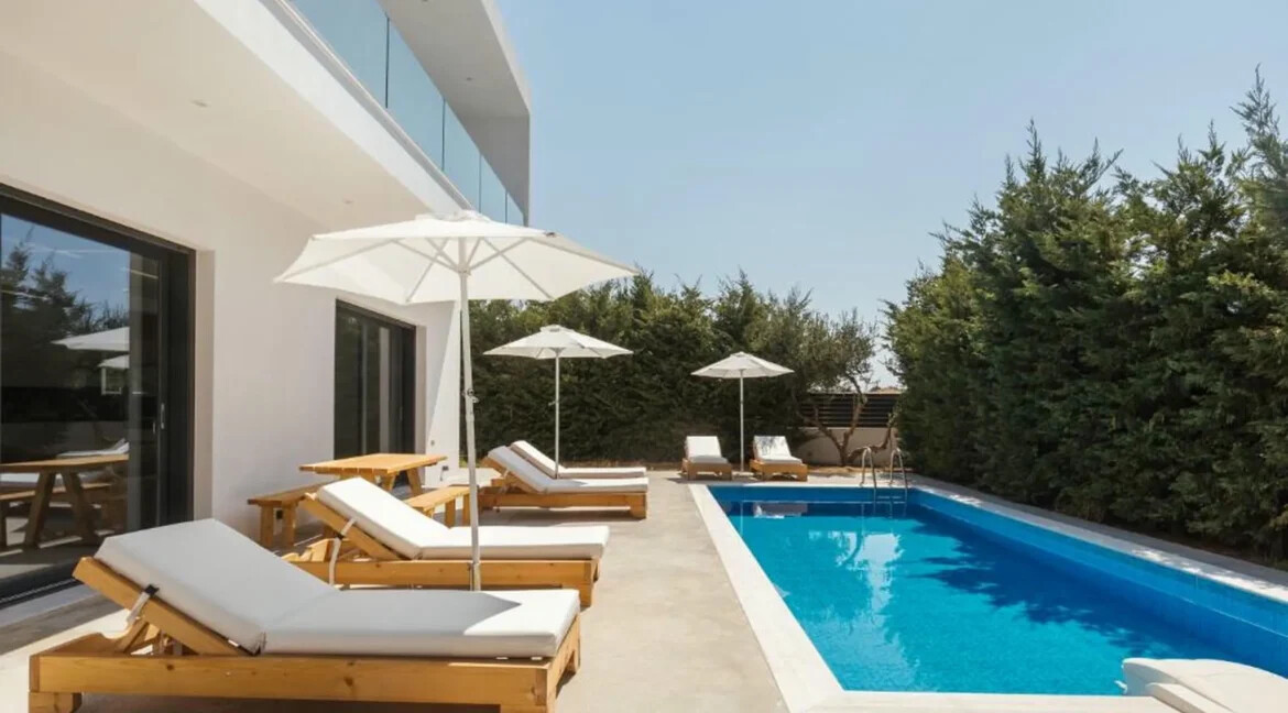 2 Villas for Sale in Zakynthos Akrotiri 4