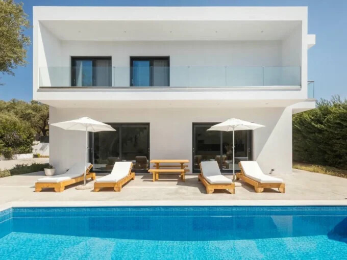 2 Villas for Sale in Zakynthos Akrotiri