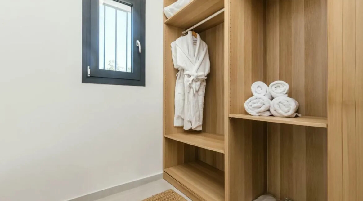 2 Villas for Sale in Zakynthos Akrotiri 9