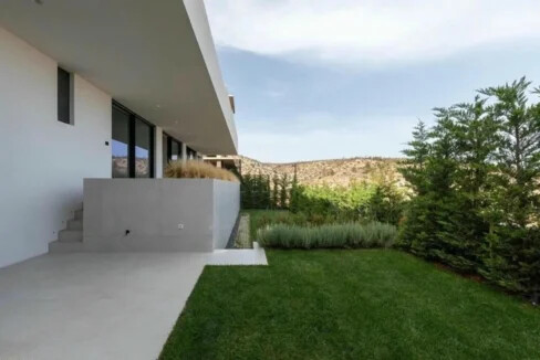 7 Bedroom Luxury Mansion for Sale in Voula Athens 12