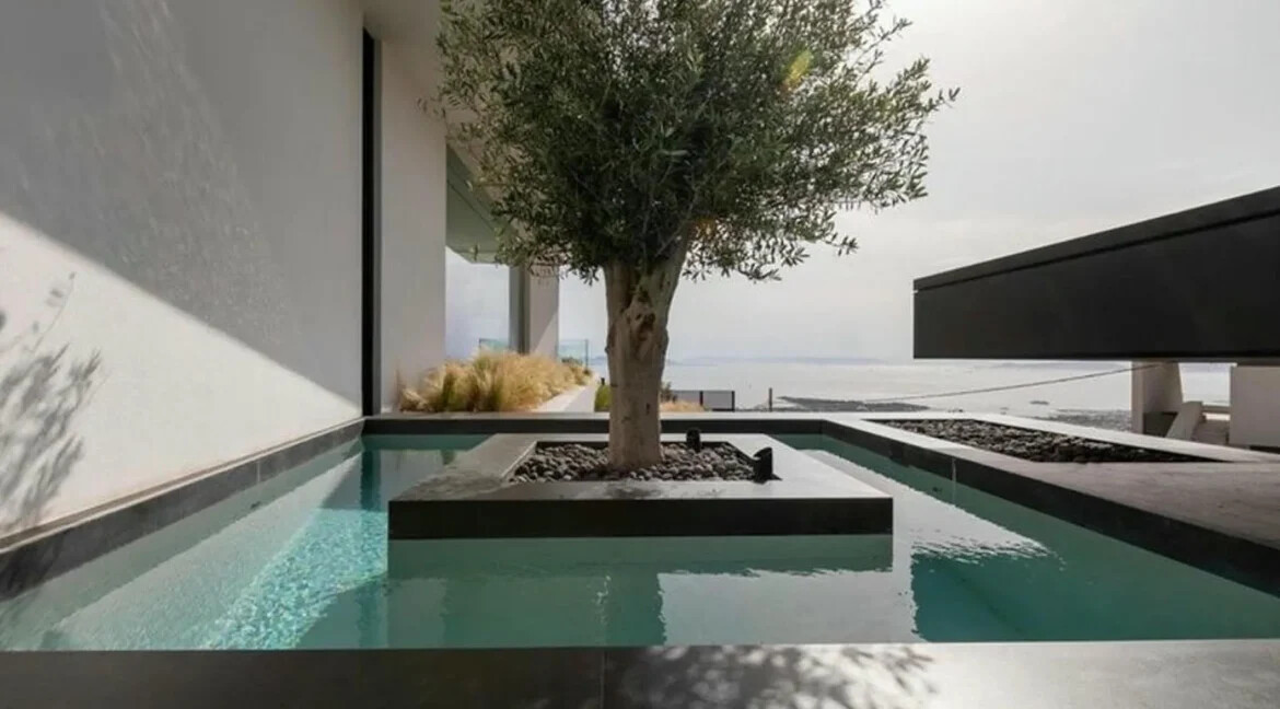 7 Bedroom Luxury Mansion for Sale in Voula Athens 13