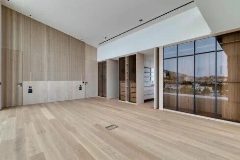 7 Bedroom Luxury Mansion for Sale in Voula Athens 22
