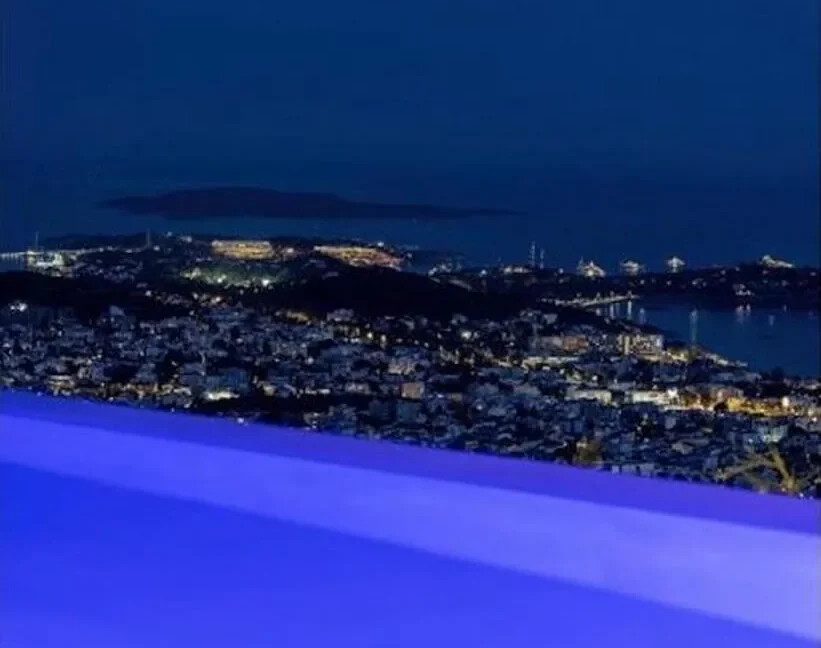 7 Bedroom Luxury Mansion for Sale in Voula Athens 3