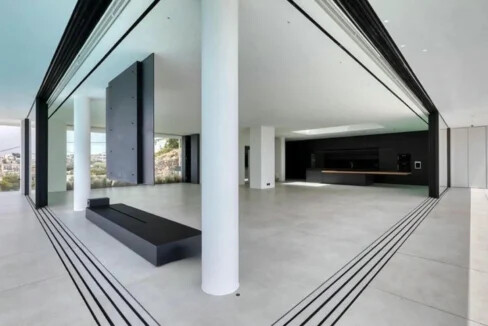 7 Bedroom Luxury Mansion for Sale in Voula Athens 31