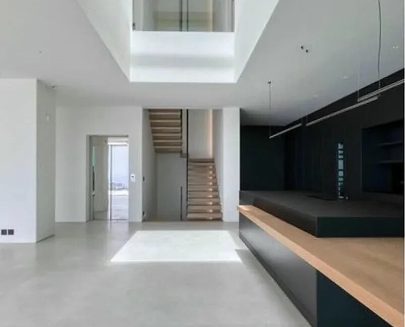 7 Bedroom Luxury Mansion for Sale in Voula Athens 34