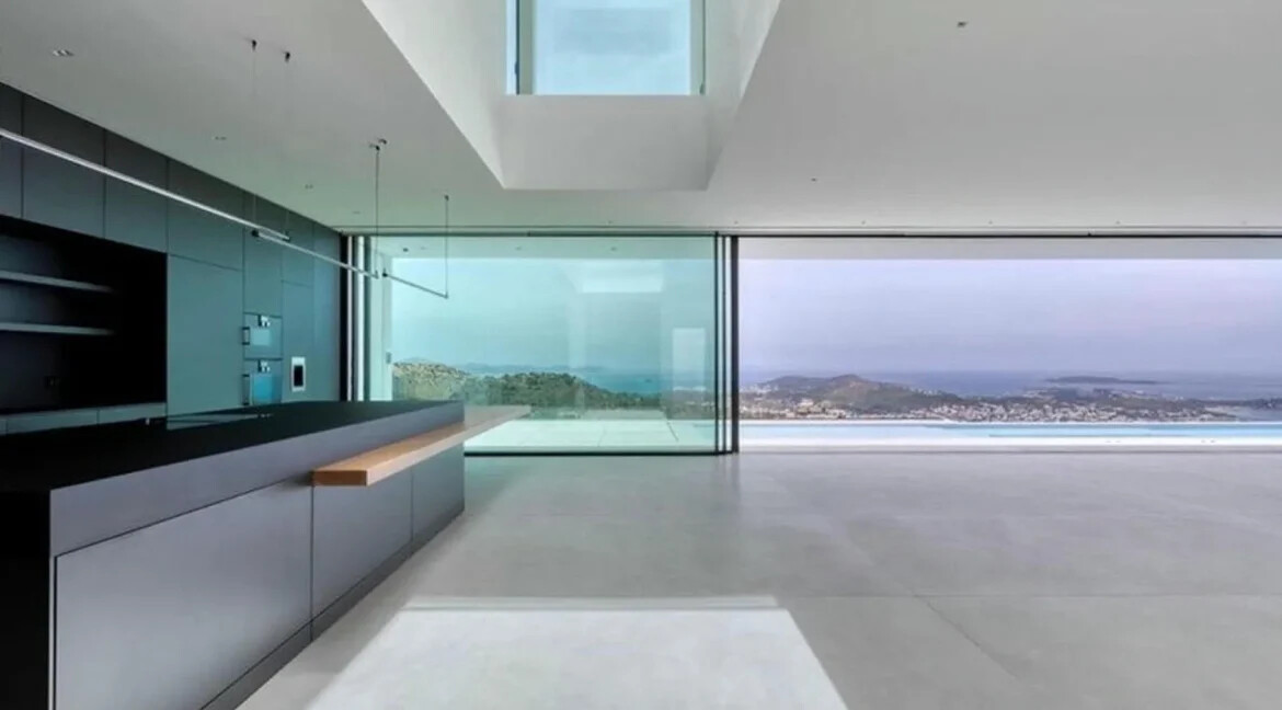 7 Bedroom Luxury Mansion for Sale in Voula Athens 36