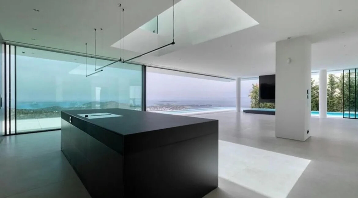 7 Bedroom Luxury Mansion for Sale in Voula Athens 39