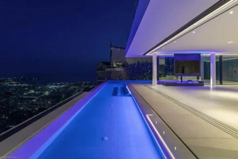 7 Bedroom Luxury Mansion for Sale in Voula Athens 47