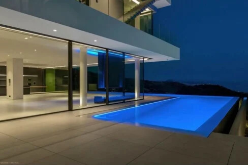 7 Bedroom Luxury Mansion for Sale in Voula Athens 48