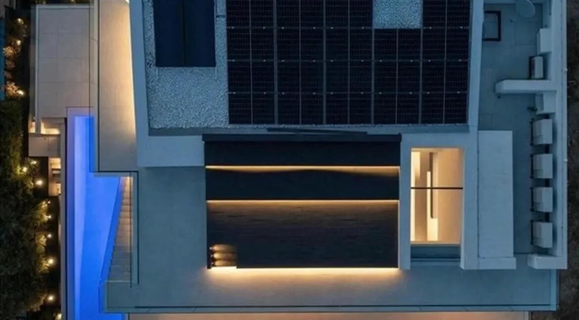 7 Bedroom Luxury Mansion for Sale in Voula Athens 8