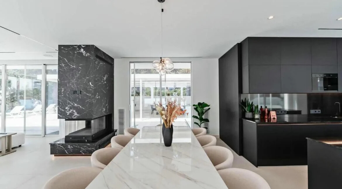 Elegance Villa for Sale in Corfu 16