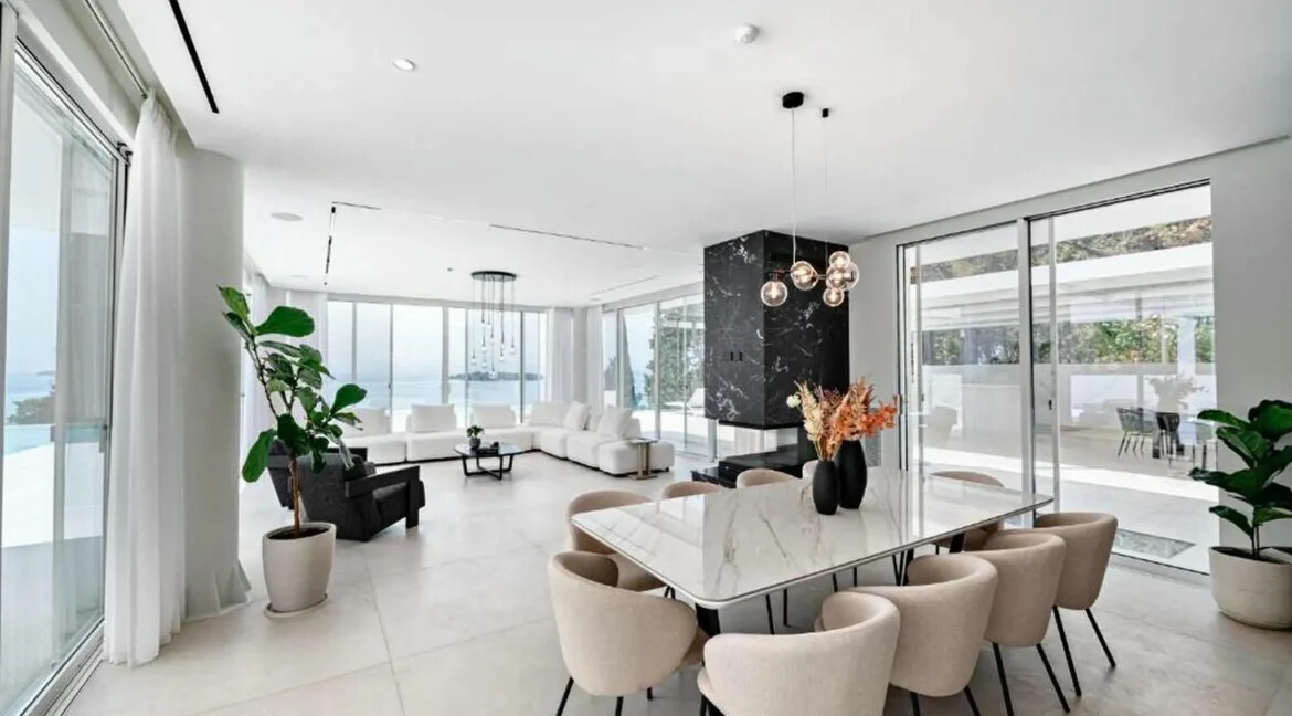 Elegance Villa for Sale in Corfu 18