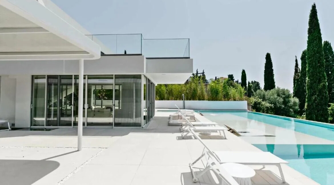 Elegance Villa for Sale in Corfu 19