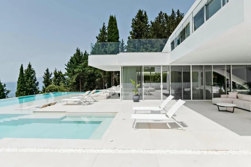 Elegance Villa for Sale in Corfu