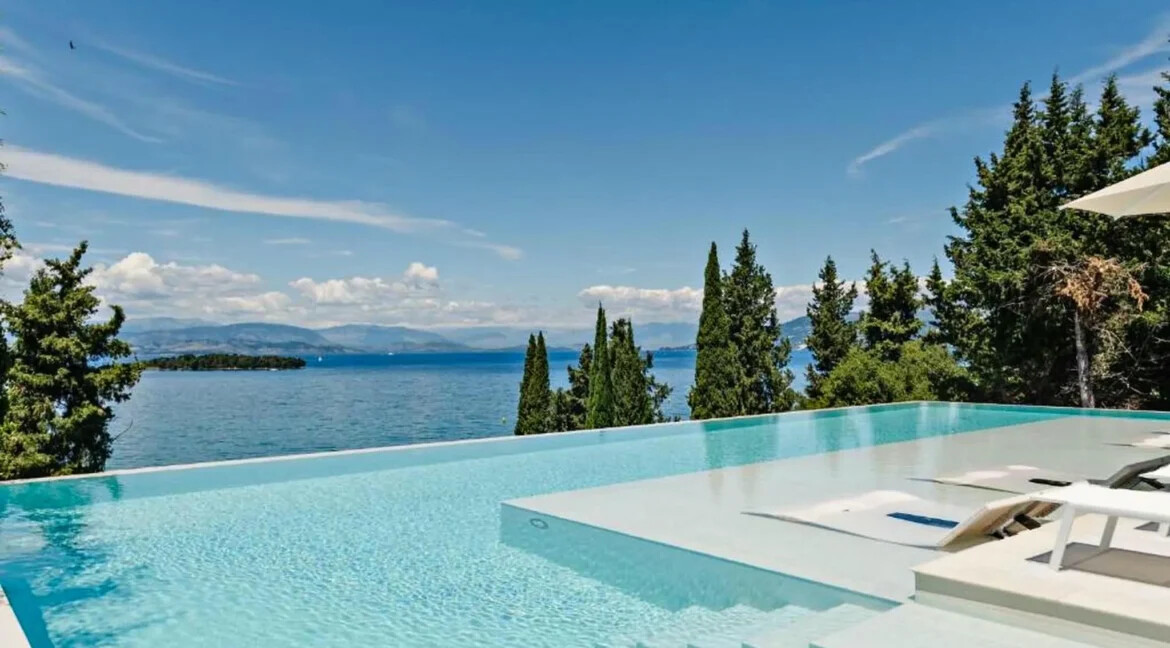 Elegance Villa for Sale in Corfu 28