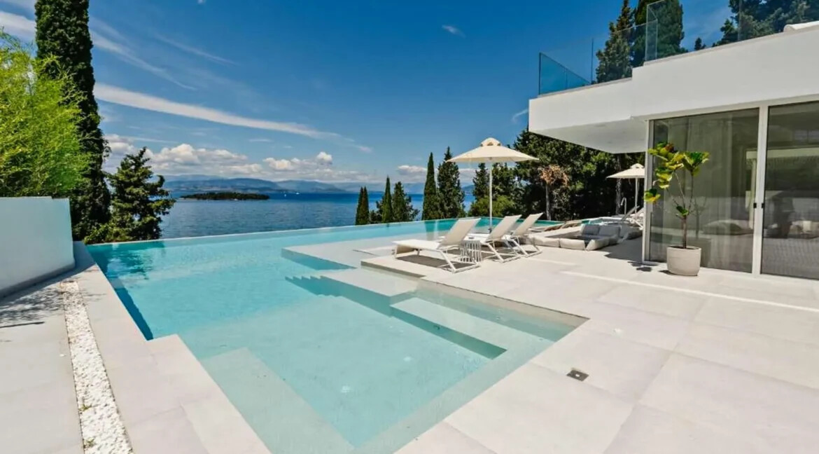 Elegance Villa for Sale in Corfu 34