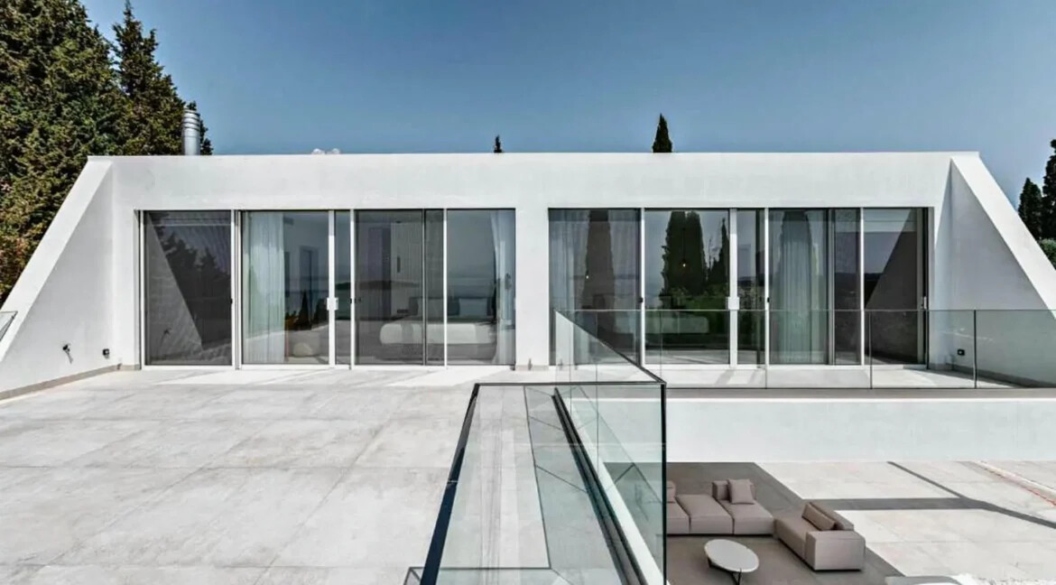 Elegance Villa for Sale in Corfu 4