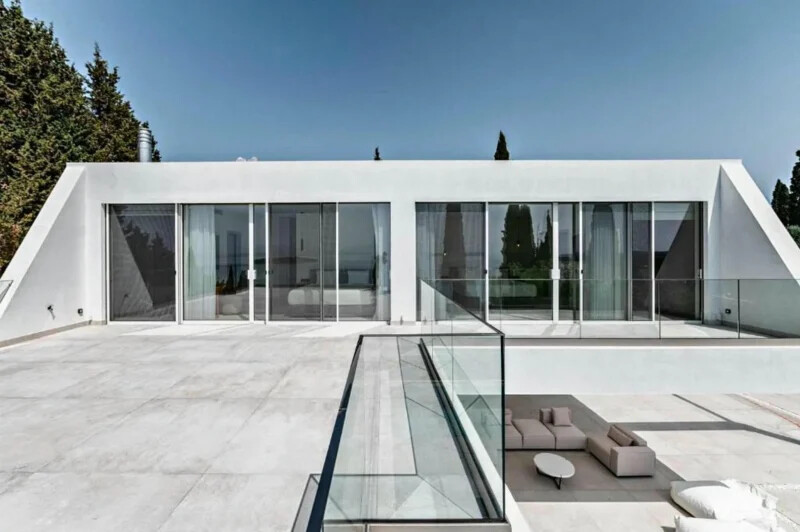 Elegance Villa for Sale in Corfu