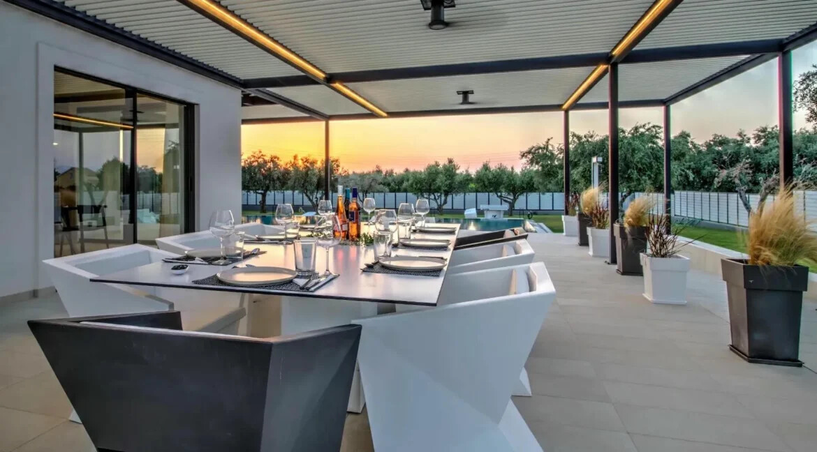 Luxurious Villa for sale in North Corfu 10