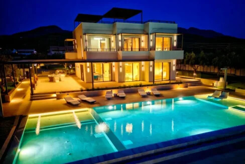 Luxurious Villa for sale in North Corfu 11