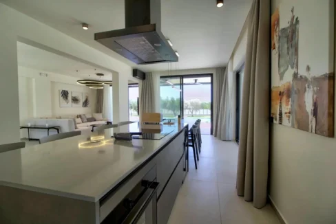 Luxurious Villa for sale in North Corfu 13