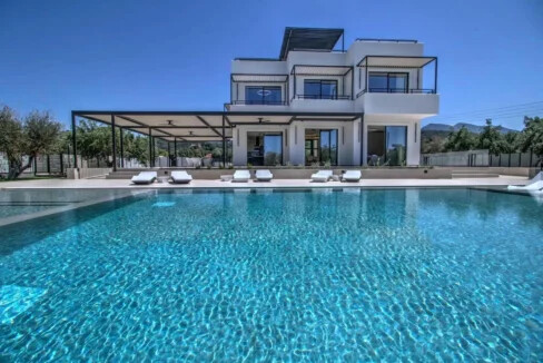 Luxurious Villa for sale in North Corfu 23