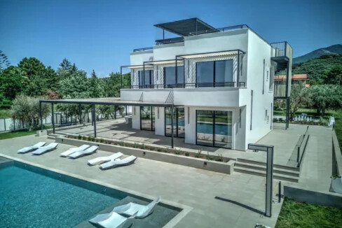 Luxurious Villa for sale in North Corfu 5