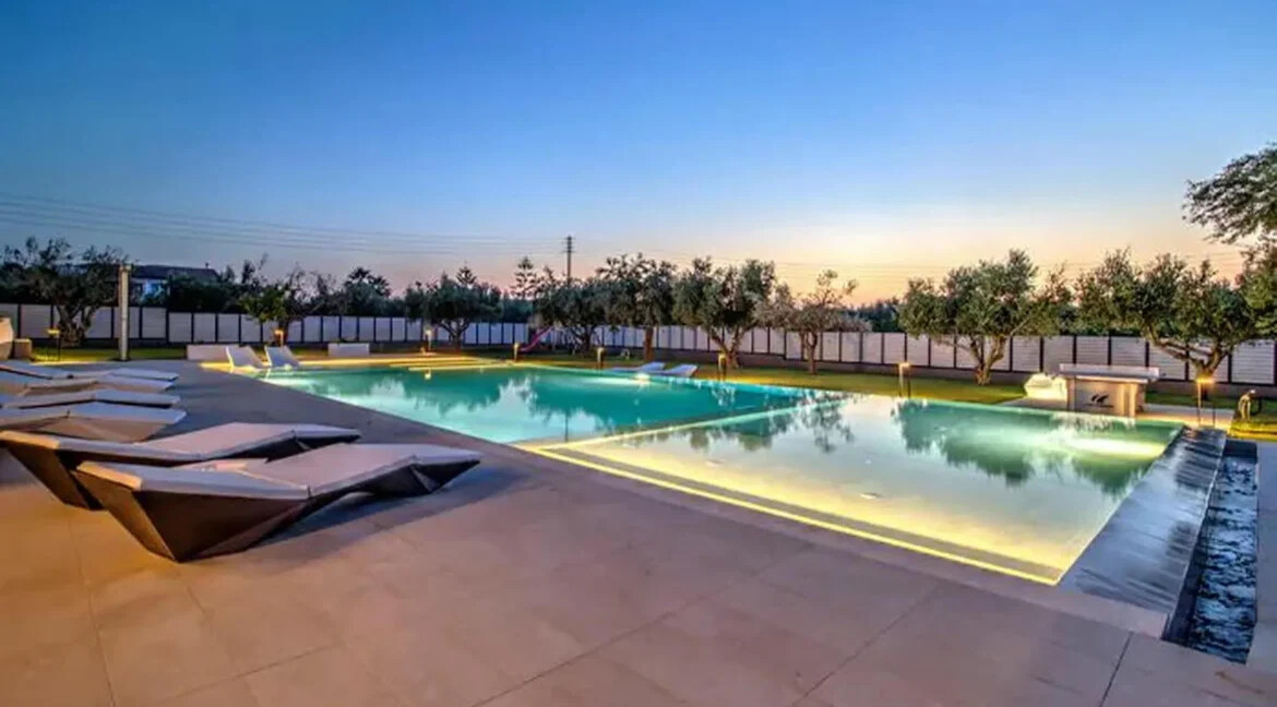 Luxurious Villa for sale in North Corfu