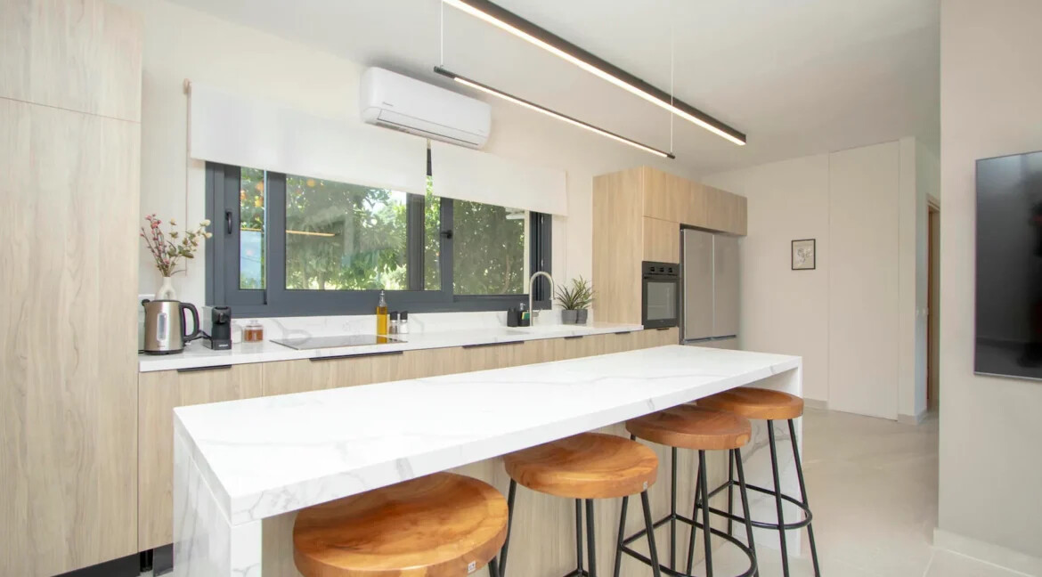 Luxury Beachfront Villa for Sale in Halkidiki Greece 20