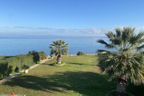 Luxury Beachfront Villa for Sale in Halkidiki, Polychrono