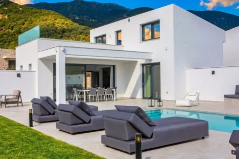 Luxury Villa for Sale in Lefkada, Nydri 2