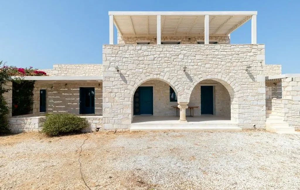 Luxury Villa for Sale in Paros Cyclades 2