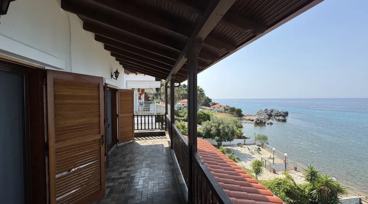 Seafront Villa for Sale Halkidiki Loutra Agia Paraskevi 18