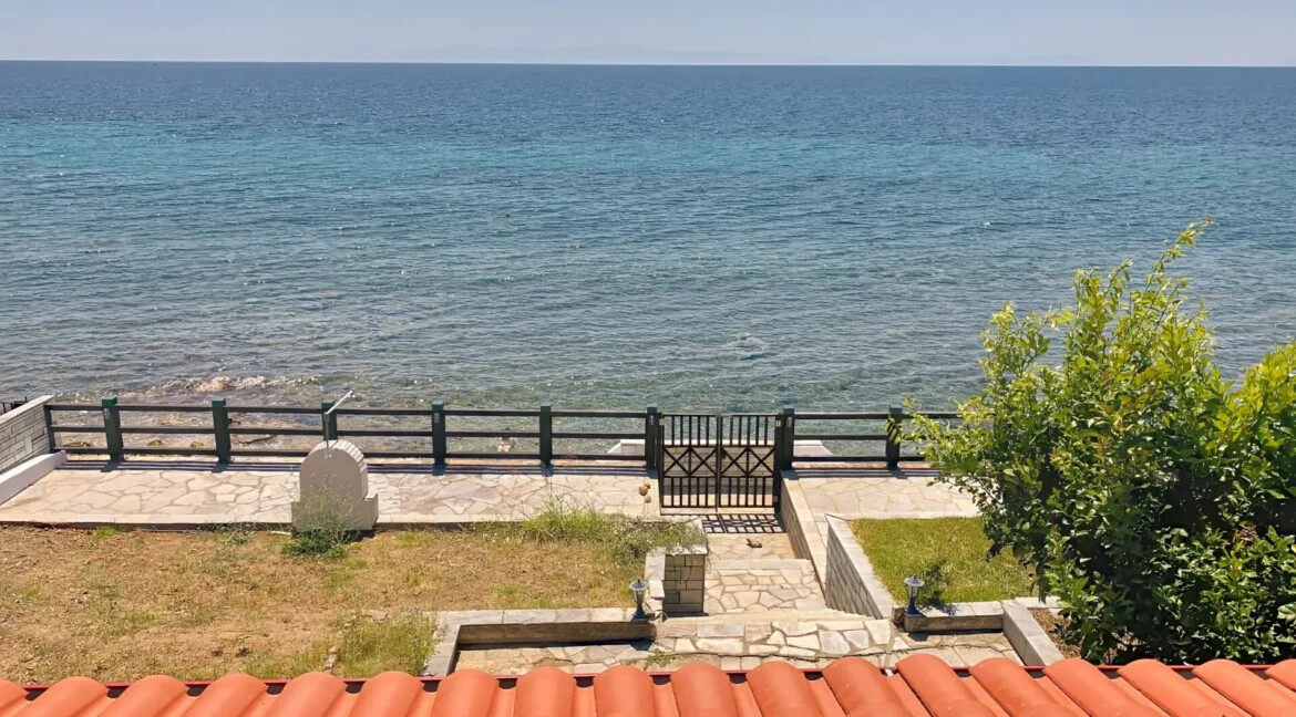 Seafront Villa for Sale Halkidiki Loutra Agia Paraskevi 24