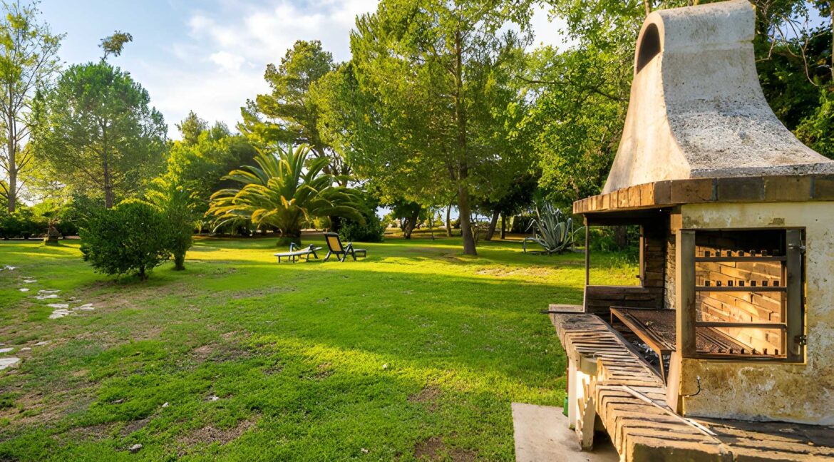 Seafront Villa in Corfu for Sale, Corfu Homes for sale 3