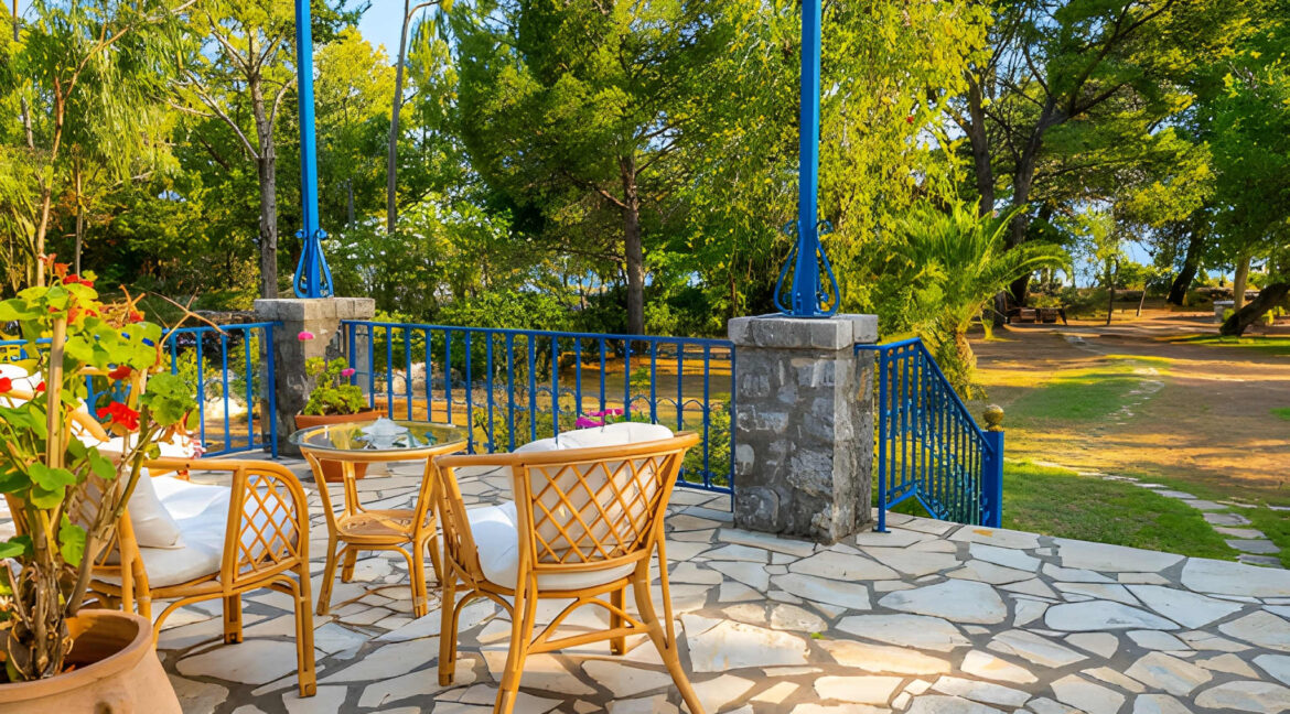 Seafront Villa in Corfu for Sale, Corfu Homes for sale 6