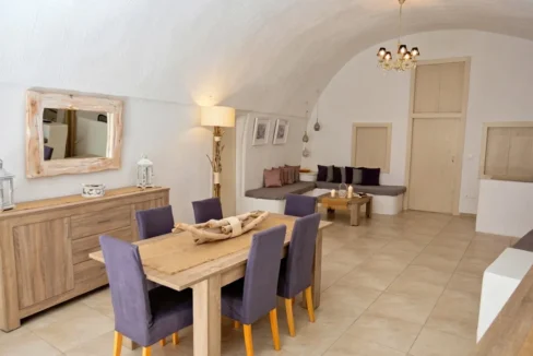 Seaview Property in Santorini Firostefani 2