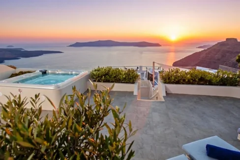 Seaview Property in Santorini Firostefani 5