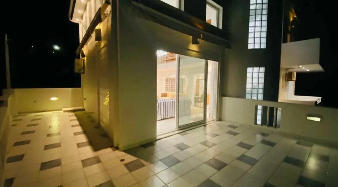 Villa for Sale Near Center Zakynthos 11