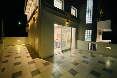 Villa for Sale Near Center Zakynthos 11