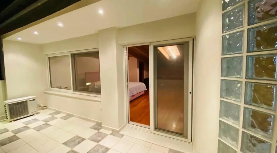 Villa for Sale Near Center Zakynthos 14