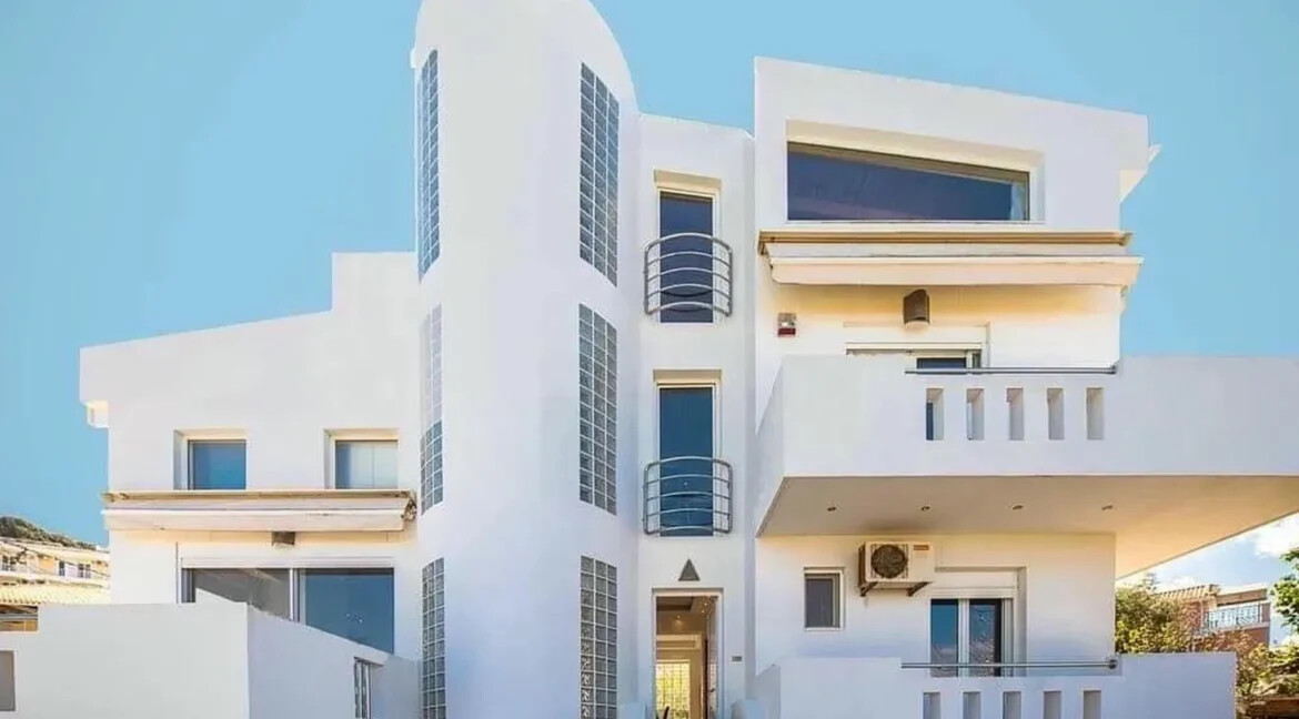 Villa for Sale Near Center Zakynthos 30