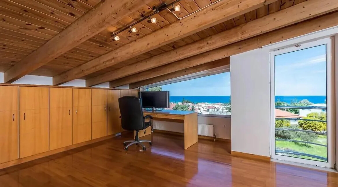 Villa for Sale Near Center Zakynthos 8