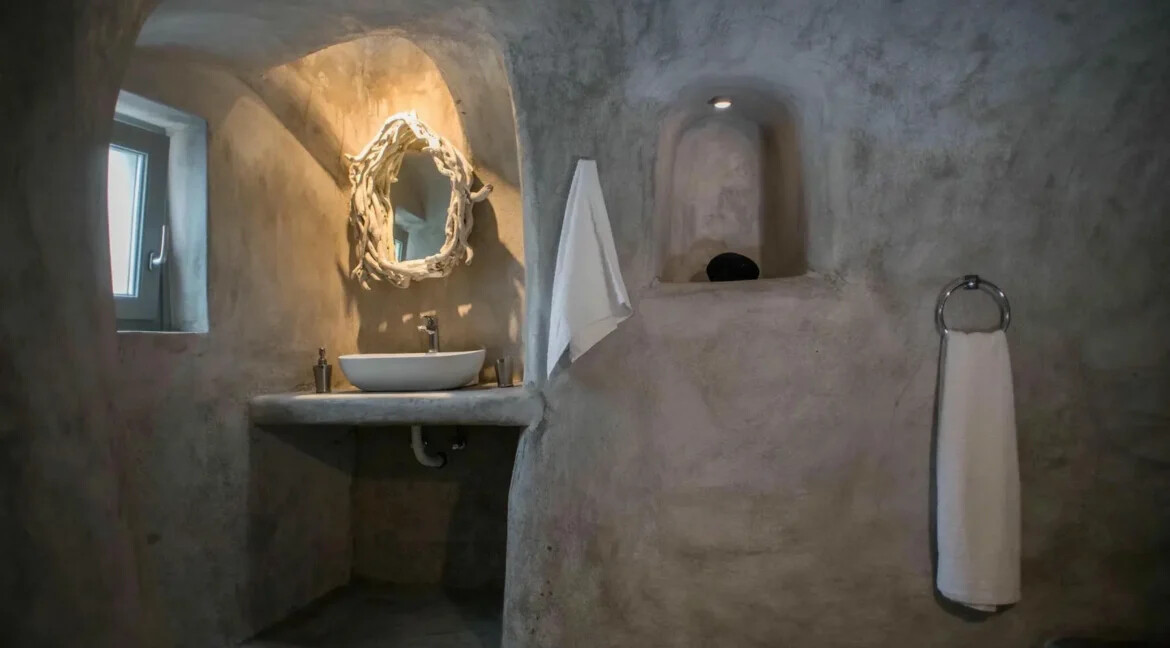 2 Apartments for Sale Karterados Santorini 10