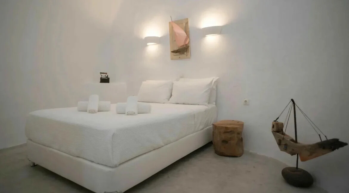 2 Apartments for Sale Karterados Santorini 11