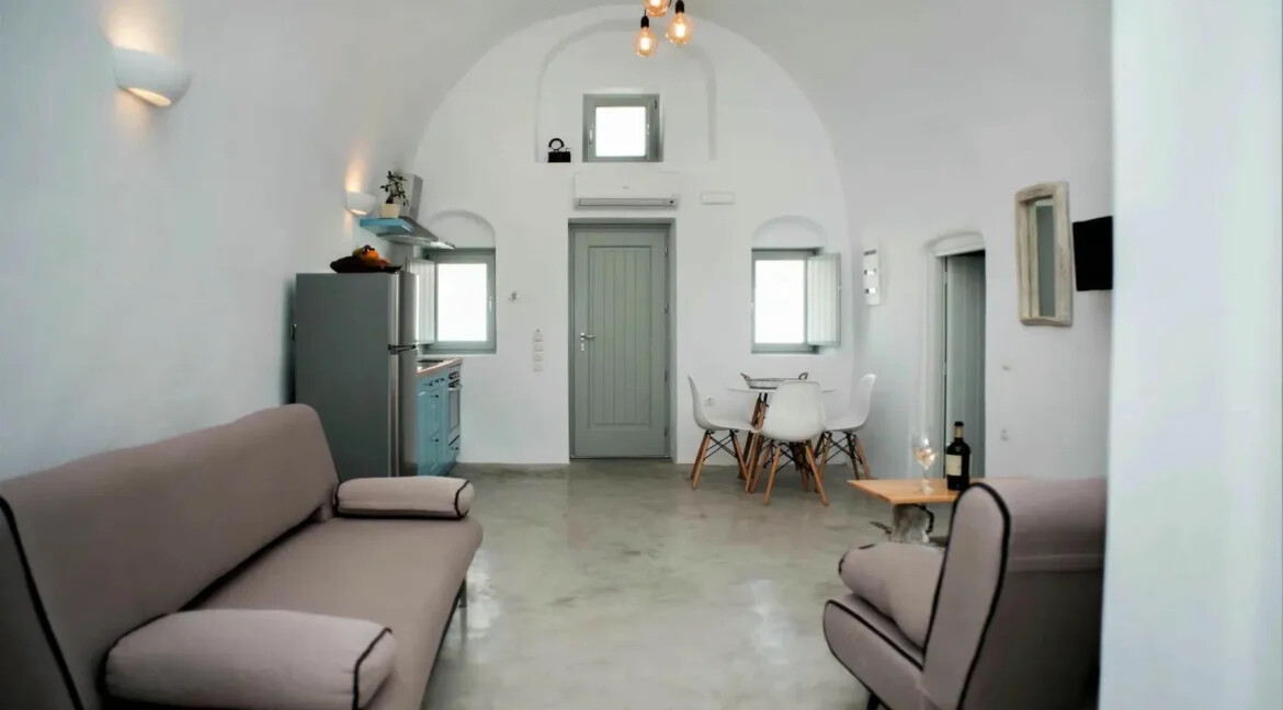 2 Apartments for Sale Karterados Santorini 12